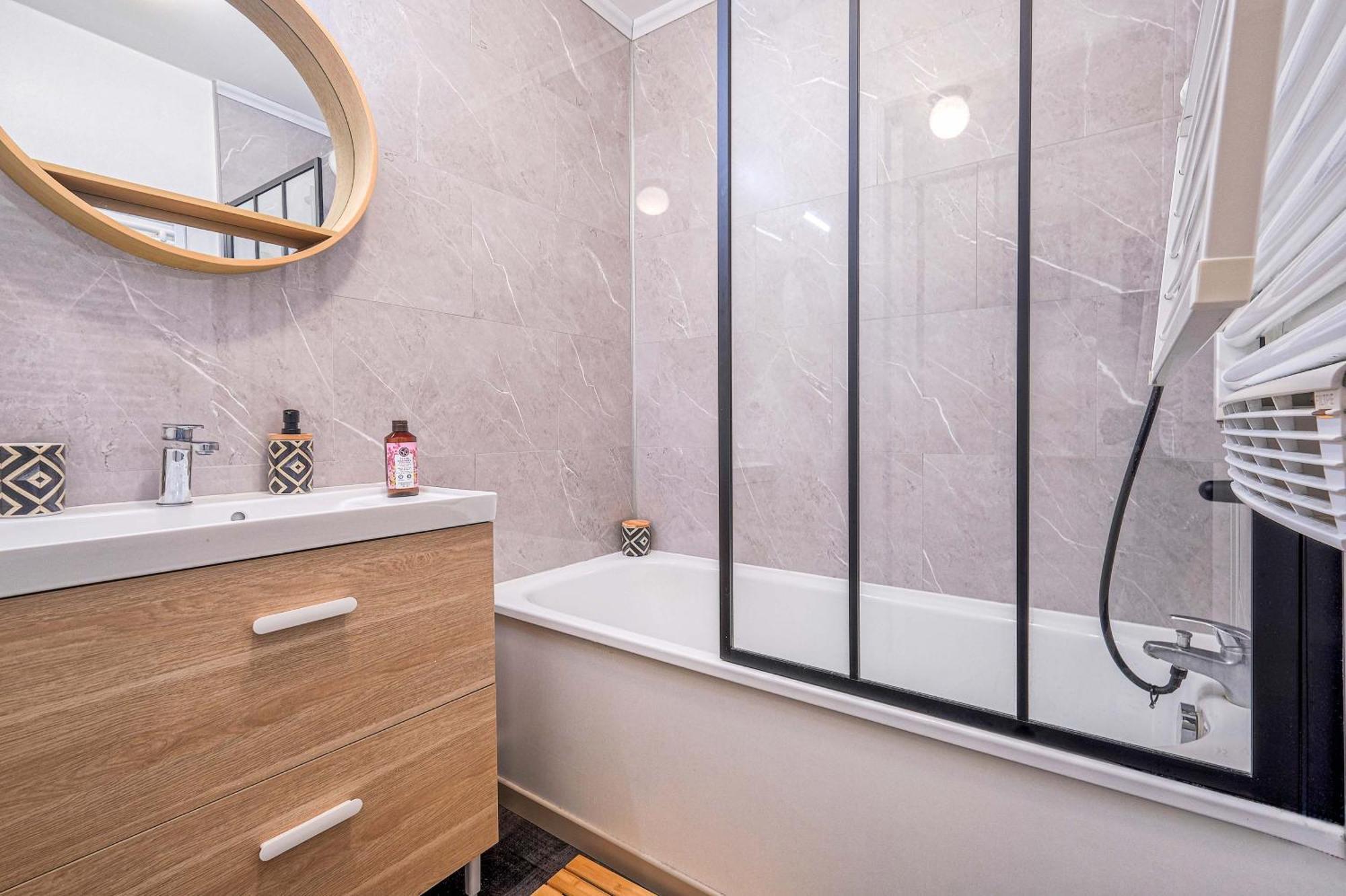 Apart' Minnie - Disneyland Paris - 3 Bedrooms - Parking Prive มานี-เลอ-องเกรอ ภายนอก รูปภาพ